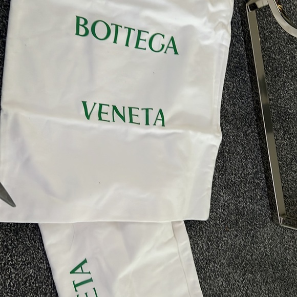 Excellent Condition!! - Picture 5 of 6